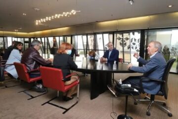 (Mención a Frigerio) Schiaretti acelera fuerte entre los moderados y cancela el mensaje de “avenida del medio”