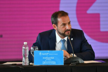 (Mención a Entre Ríos) Ariel Sujarchuk presidió la primera reunión del Consejo Directivo de la Vía Navegable