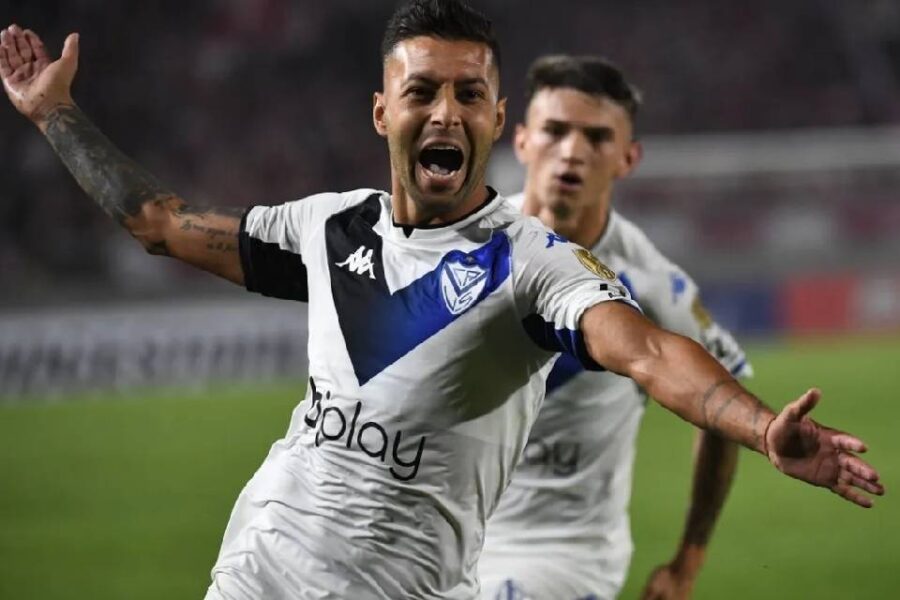 Vélez visita a Patronato en el debut del “Cacique” Medina