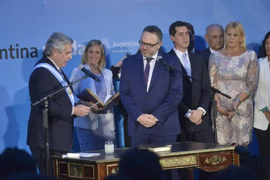 El presidente pidió la renuncia del ministro Kulfas