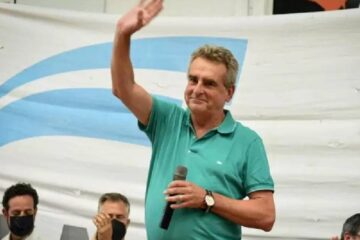 Rossi salió a subsanar la desprolija convocatoria