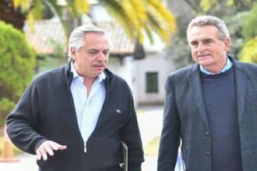 (Mención a Urribarri) Agustín Rossi vuelve como espada judicial de Alberto Fernández y amenaza a un gobernador rebelde