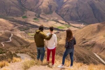 (Mención a destino entrerriano) El fin de semana largo movilizó a 4,4 millones de personas que gastaron $55.000 millones