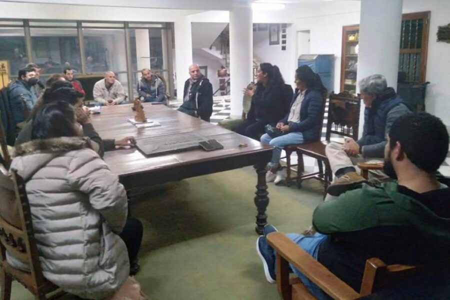 Etchevehere quiere pegarse a Milei