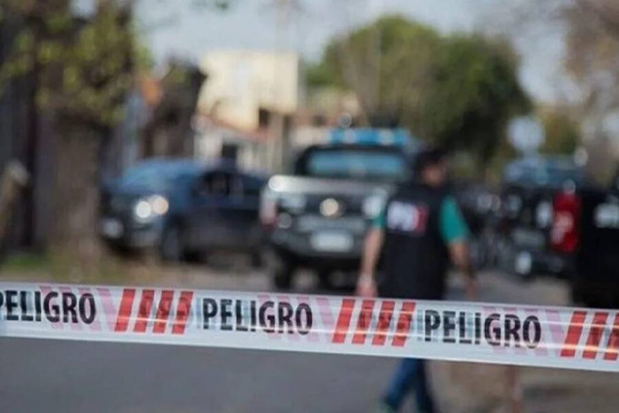 (Mención a Entre Ríos) Rosario: 39 tiros para matar a una mujer, su hija y al perro