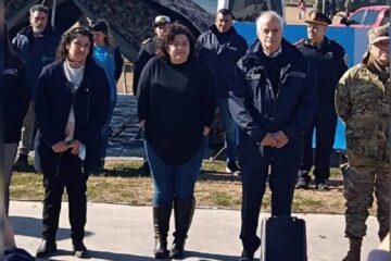 (Sucedió en Entre Ríos) Fue a un acto y un error en su ropa se volvió viral