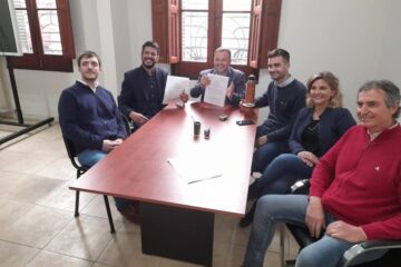 El Municipio comprará una camioneta y una retroexcavadora