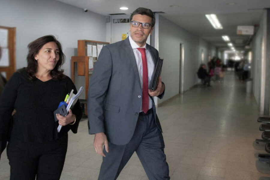 Quieren echar a otro fiscal