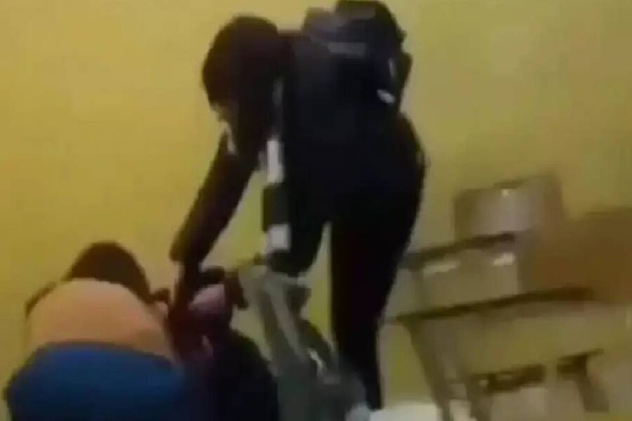 (Ocurrió en Entre Ríos) Violencia en el aula: dos jóvenes le pegaron a una compañera en la escuela