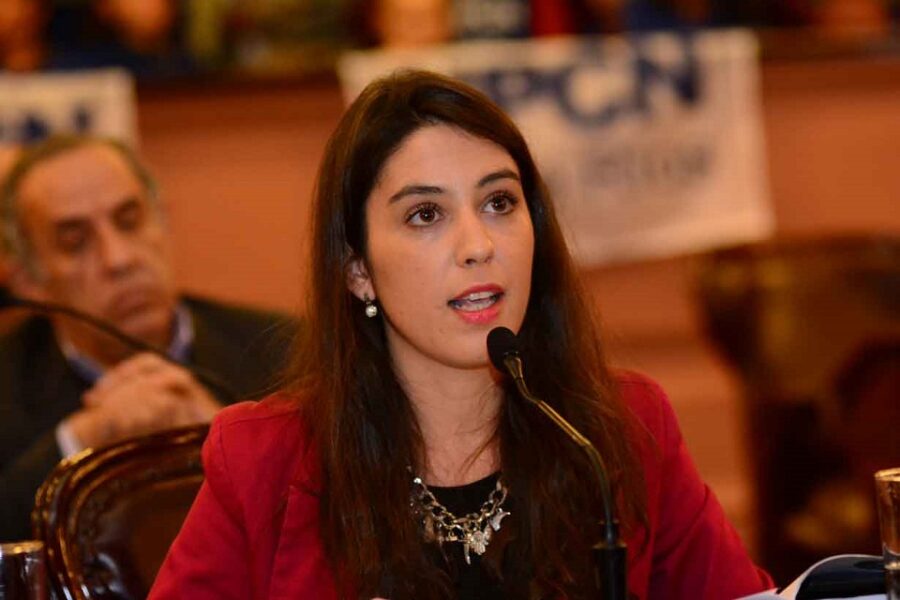 Tras el escándalo pide cambiar el reglamento