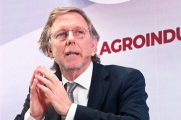 Bahillo en desacuerdo con el Banco Central