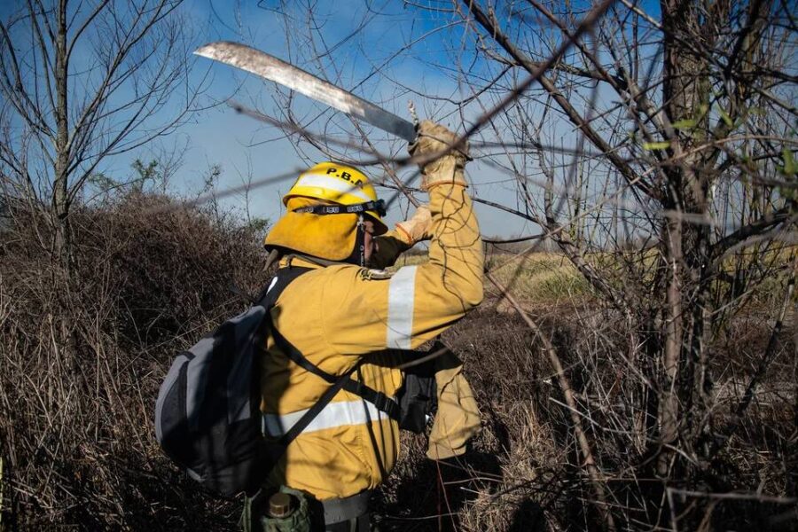 (Mención a Entre Ríos) Tres hombres fueron detenidos acusados de prender fuego en el Delta del Paraná