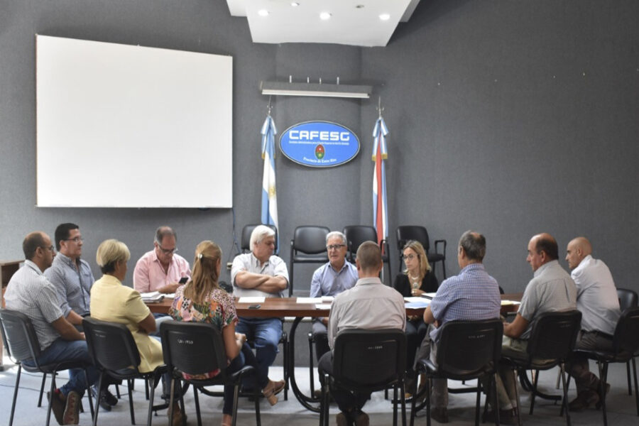 El directorio y los empleados exigen respuestas