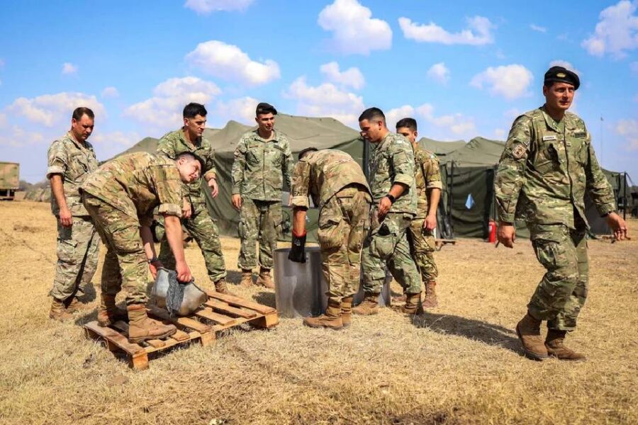 Una lucha desigual: el trabajo de los brigadistas para controlar los incendios en el Delta del Paraná