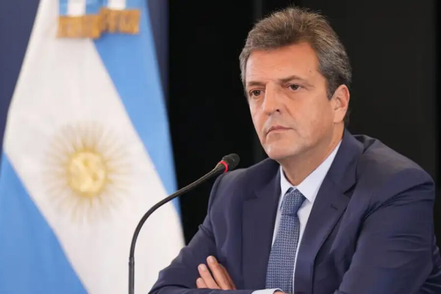 (Mención a Bahillo) Massa anunció un “dólar soja” a 200 pesos para las exportaciones de granos