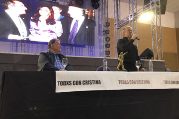 Candidatos no evitan a Urribarri