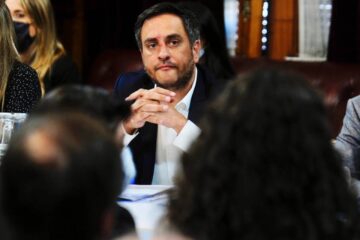 Juan Cabandié culpó al gobierno de Entre Ríos y a la Justicia por los incendios en el Delta del Paraná y les reclamó “más actuación”