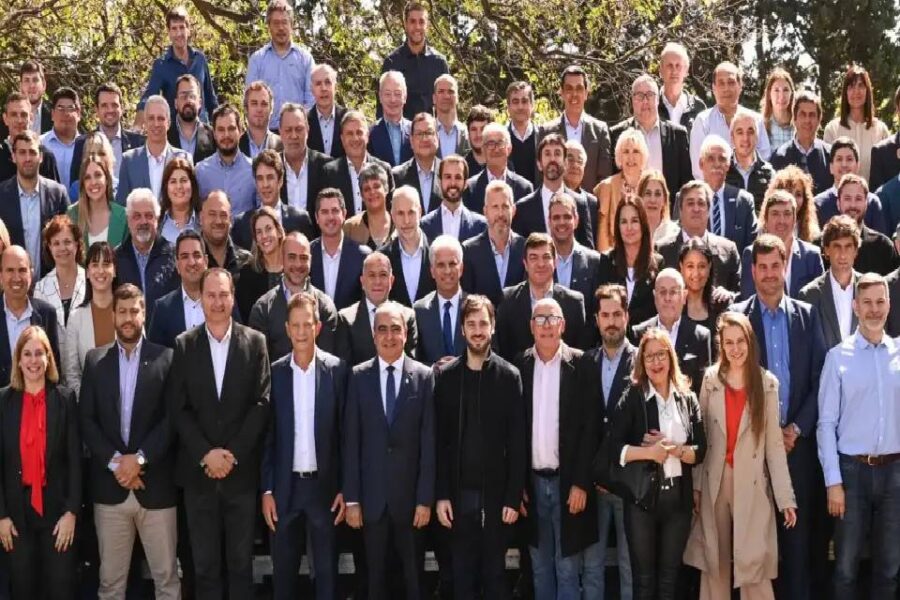 (Mención a Frigerio) “Preparándonos para gobernar”: Rodríguez Larreta reunió a 150 dirigentes de Juntos por el Cambio y pidió unidad