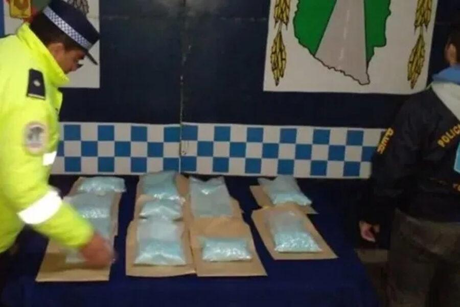 (Mención a Entre Ríos) Secuestraron 10.900 pastillas de éxtasis en Entre Ríos que tenían a Córdoba como destino