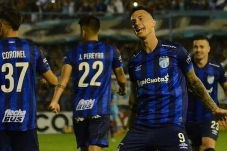 (En Paraná) Atlético Tucumán defiende la cima ante un entonado Patronato