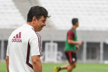 Gallardo piensa en el once de River antes de viajar para enfrentar a Patronato