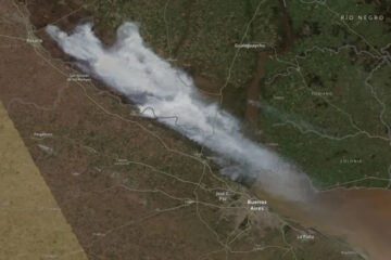 (Mención a Entre Ríos) Se reactivan los incendios en el Delta del Paraná y el humo llegó a CABA