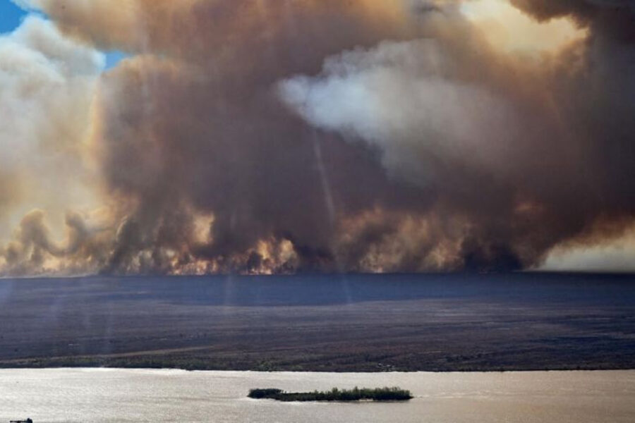 (Mención a Entre Ríos) El viento avivó el fuego en el Delta: nuevos focos activos ponen en peligro a los vecinos
