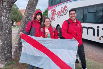 Reconocen a deportistas por su labor en los Juevos Evita