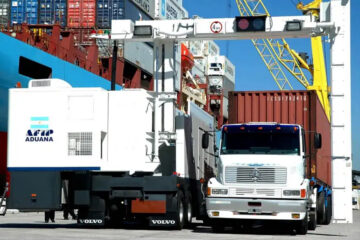 (Mención a funcionario entrerriano) Rosario: la Aduana detectó un millonario caso de subfacturación de exportaciones con derivados de soja