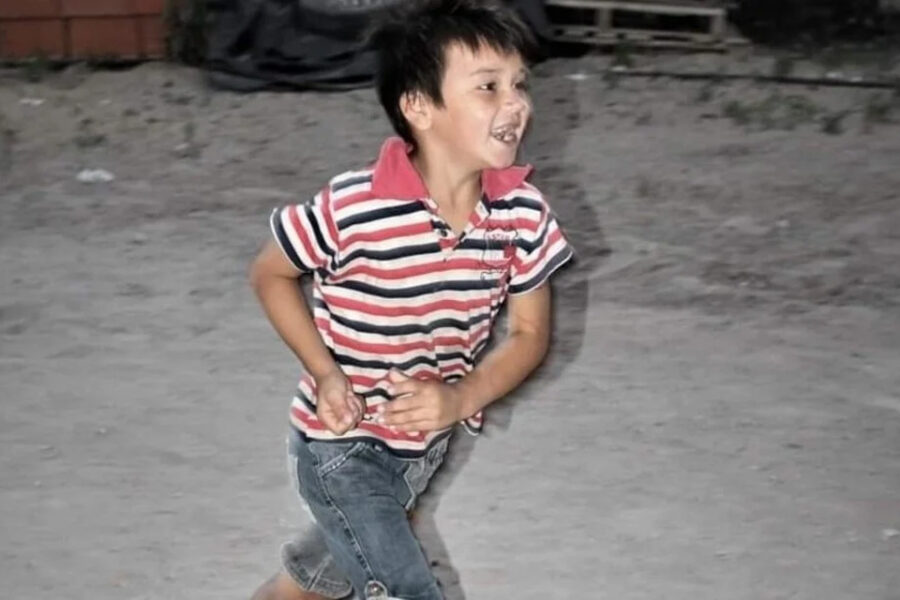 (Sucedió en Paraná) La trágica historia de Víctor, el chico de 8 años que murió aplastado por un camión de basura
