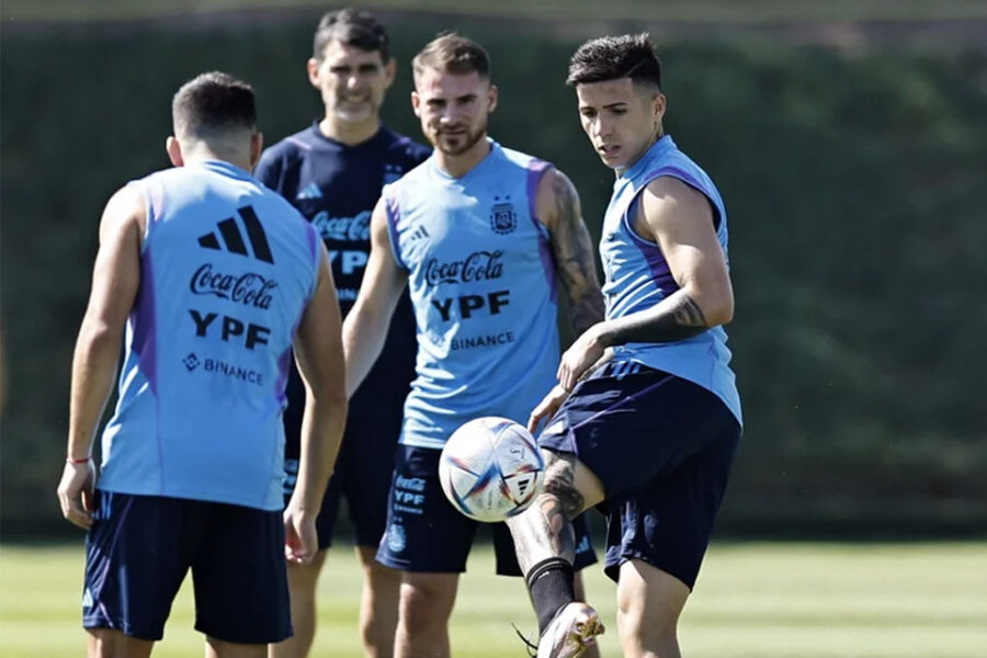 (Mención a futbolista entrerriano) La selección entrenó tras la dura derrota contra Arabia Saudita: posibles cambios y reencuentro familiar