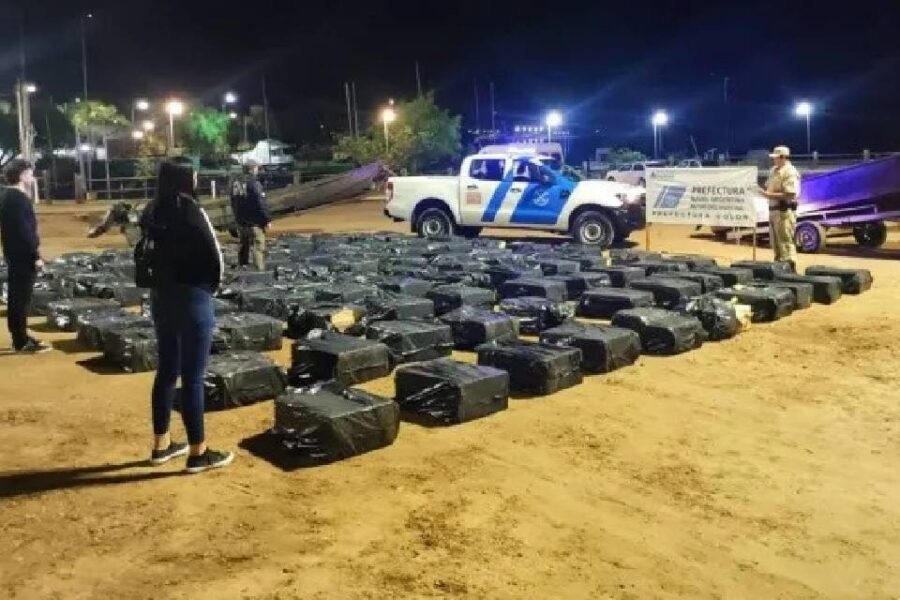 (Mención a Entre Ríos) Secuestran 5.000 cartones de “puchos”: el millonario cargamento viajaba rumbo a Uruguay