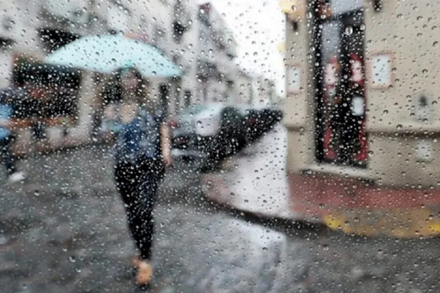 (Mención a Entre Ríos) Alerta por fuertes lluvias y caída de granizo en gran parte del país
