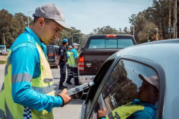 (Mención a Entre Ríos) La Legislatura bonaerense sancionó la ley de Alcohol Cero al volante