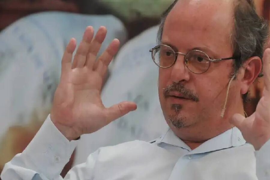 (Mención a Entre Ríos) Nueva baja en Casa Rosada: renunció el asesor Alejandro Grimson