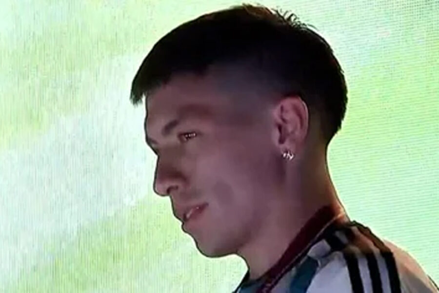 El profundo mensaje de Lisandro Martínez en el homenaje que le hicieron en Gualeguay: “Ojalá que este Mundial pueda servir para unirnos”