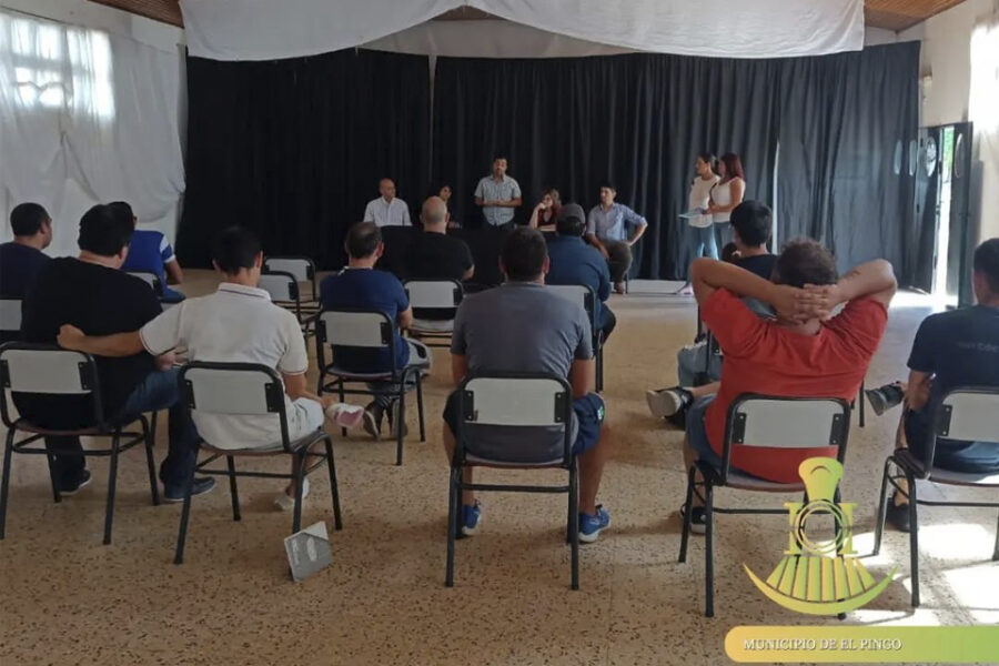 Se entregaron los certificados del curso de Auxiliar en Instalaciones Electricas Domiciliarias