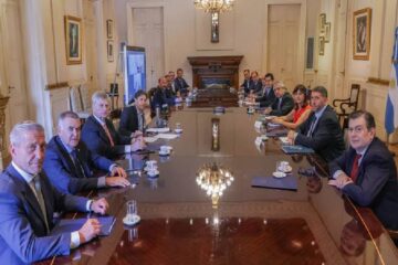 (Mención a Bordet) Coparticipación: catorce gobernadores apoyaron la presentación del Gobierno para que la Corte revoque el fallo