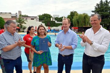 Bordet ratificó el respaldo a los clubes que brindan contención social a los chicos y a los jóvenes