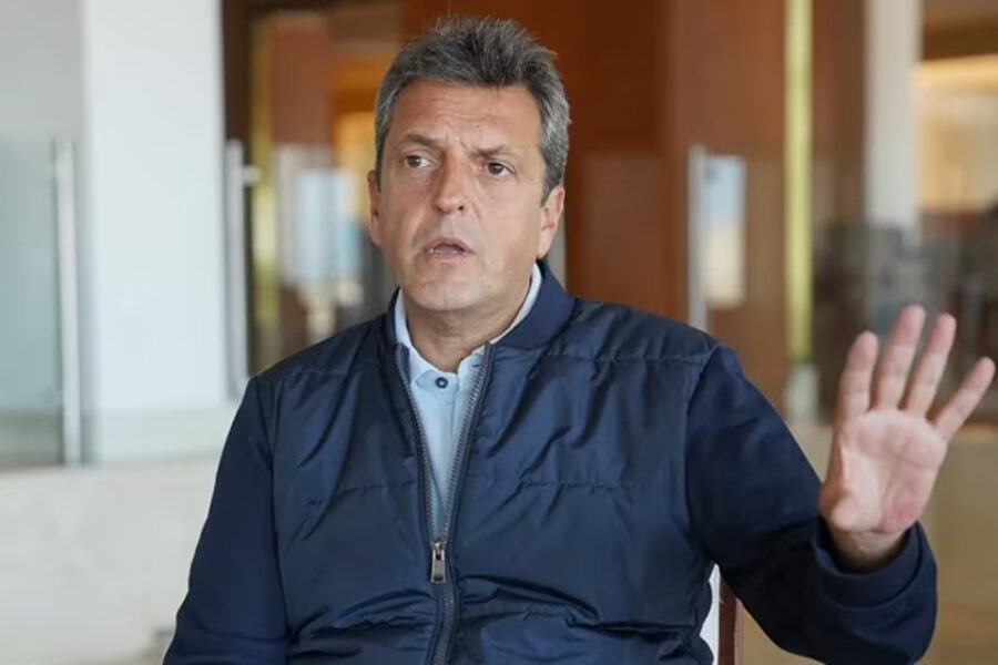 (Mención a diputada entrerriana) Como Macri en 2011, Massa debe decidir si juega este año o espera