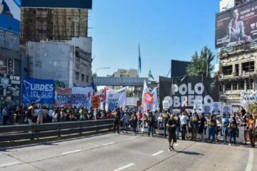 (Mención a Entre Ríos) Con amenaza de acampe, levantaron los piquetes por el calor en Puente Pueyrredón, Acceso Oeste y Panamericana