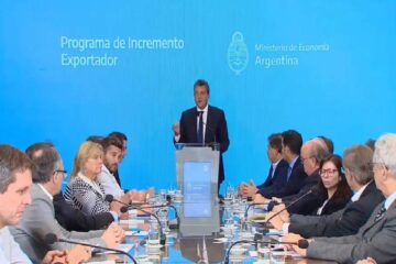 (Mención a Bahillo) Massa quiere US$ 10.000 millones para mayo, para sufrir menos en el invierno