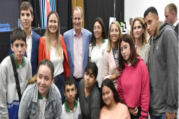 Bordet participó del lanzamiento del Senado Juvenil