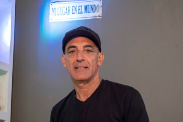 (Actor entrerriano) Mauricio Dayub: “Tenía 15 años cuando le dije a mi madre que ya no hablaría con ella”