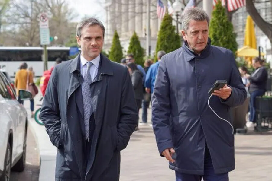 (Mención a funcionarios entrerrianos) Nuevas medidas económicas: suben la tasa de interés y dan facilidades de pago para deudas