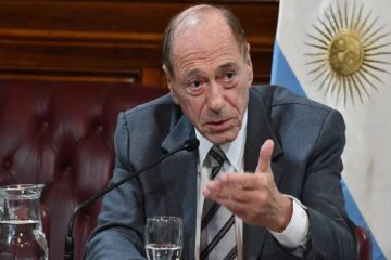 En medio de una polémica, Zaffaroni se bajó de un concurso en Entre Ríos