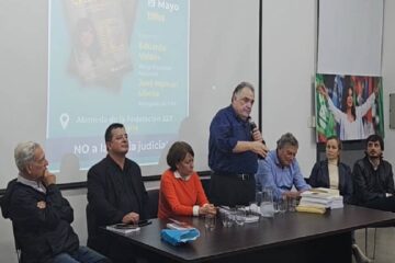 Kirchnerismo afín a Cresto reunido en Paraná