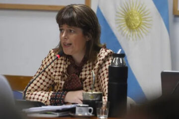 (Mención a diputada entrerriana) Congreso con juicio político a Corte y pliegos judiciales