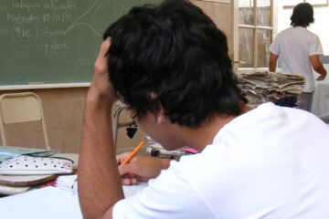 (Mención a Entre Ríos) Alerta temprana: dos provincias ya usan inteligencia artificial para prevenir el abandono escolar