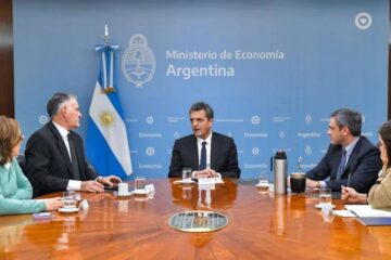 (Mención a Michel) Ganancias: Economía define detalles para un alivio fiscal que alcanzaría a todos los empleados en relación de dependencia